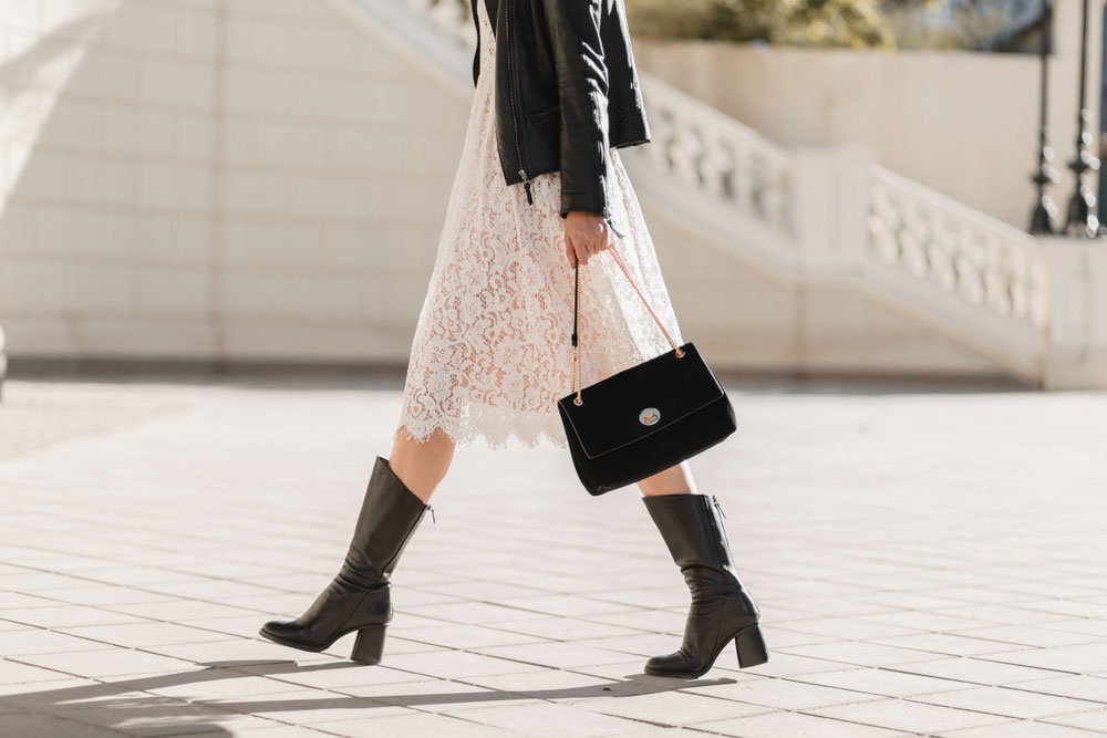 femme-en-bottes